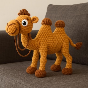 Gehaakte kameelamigurumi: handgemaakte knuffel of patroon