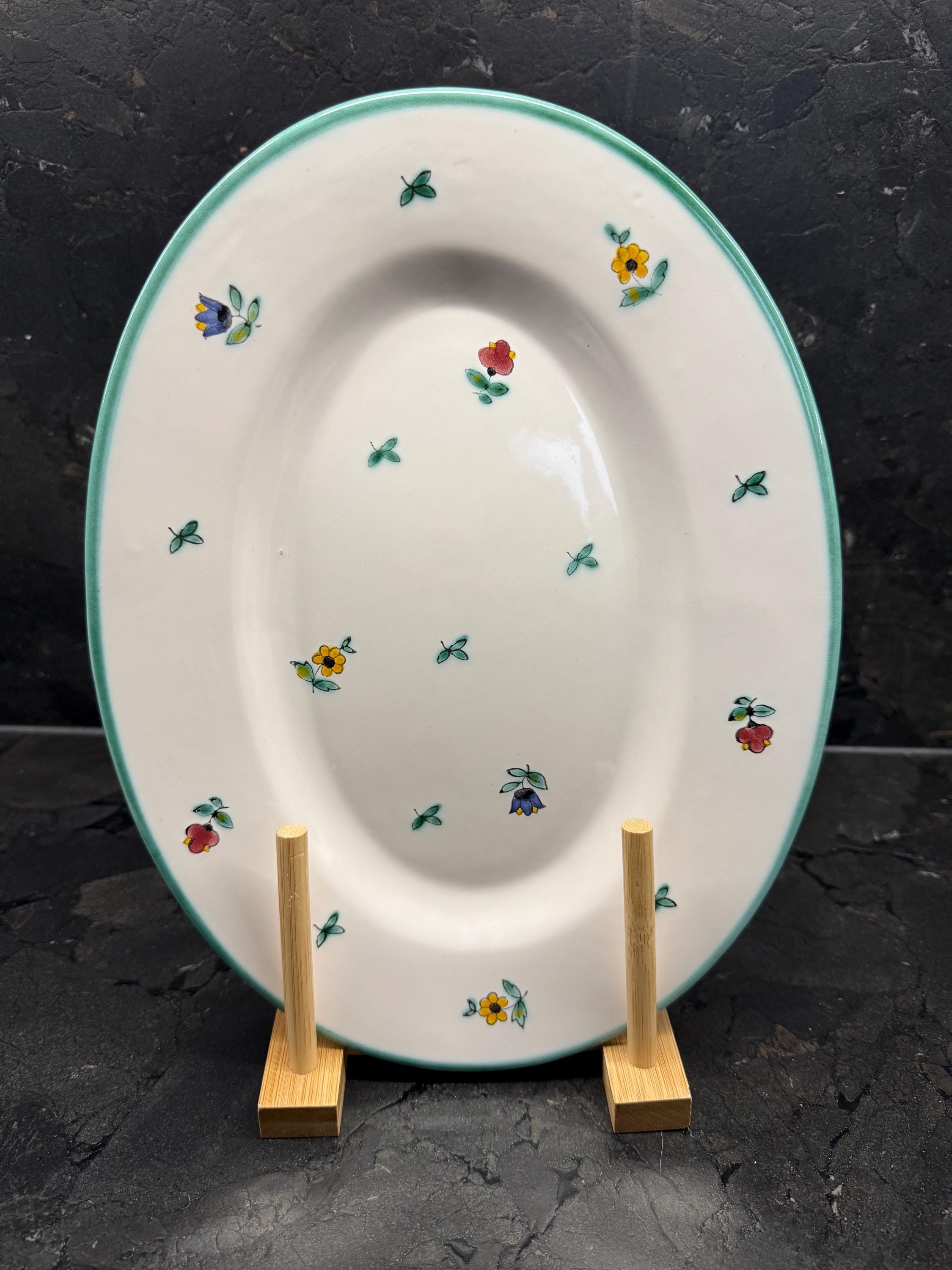 Gmundner Keramik Scattered Flowers Serving Platter • Choose Oval