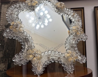 Espejo de tocador de sobremesa de cristal artístico estilo veneciano vintage con motivos florales de Murano, década de 1960