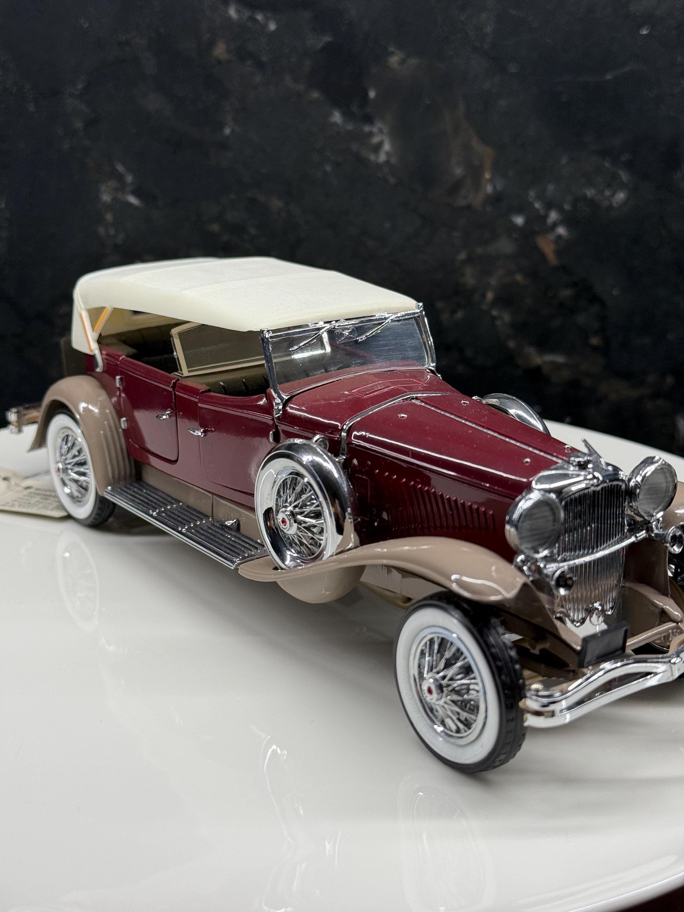 Franklin Mint 1930 Duesenberg J Derham Tourster 1:24 Die-cast