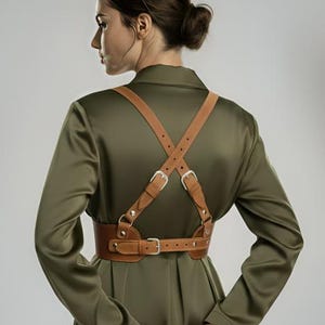 corset belt with shoulder straps