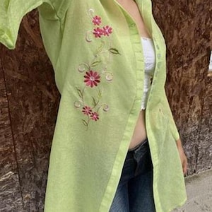 Vintage Green Women&#39;s Bohemian Embroidered Cape Size S