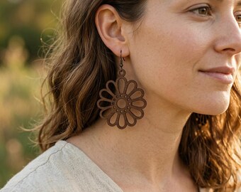 Wooden Flower Earring SVG Laser Cut File, Boho Daisy Dangle Earrings Vector, Geometric Floral Drop Jewelry Cut File