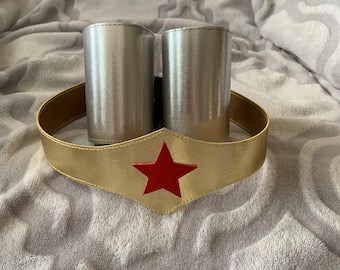 Wonder  Injustice Gold/silver metallic Tiara and Cuffs