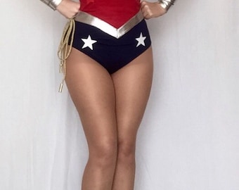 ワンダーウーマン コスプレ Amazon.co.jp: Rubie's レディース DCコミックス WW84 ワンダー