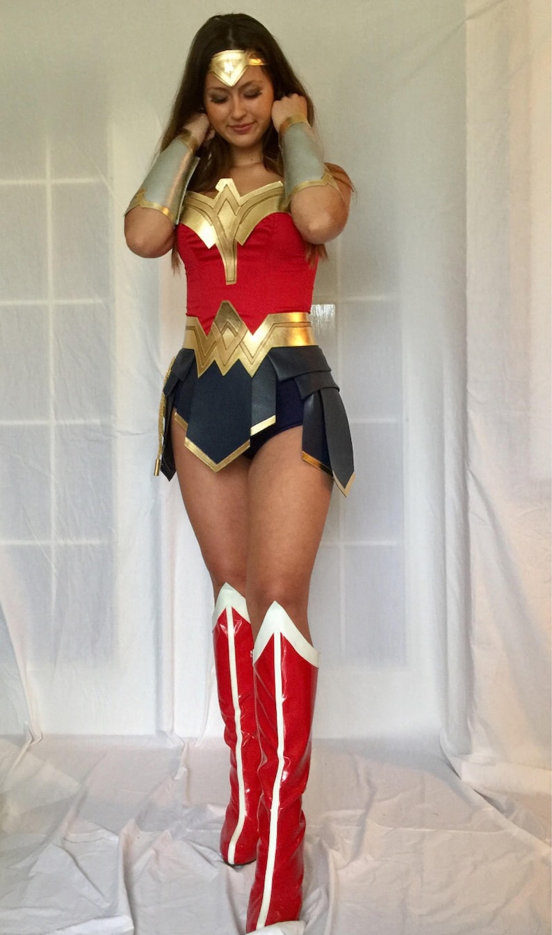 Gal Gadot Wonder Woman costume. Custom made. | Etsy