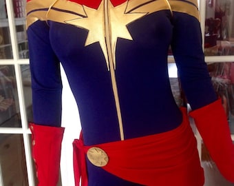 Disfraz de Capitán Superhéroe. Cosplay, hecho a medida