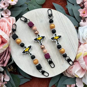 Romantasy Kindle And Kobo Strap| Bookish Accessories for Fourth Wing Fans