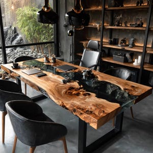 Handgemachter Live Edge Esstisch aus Walnussholz - Rustikale Bauernhausküche