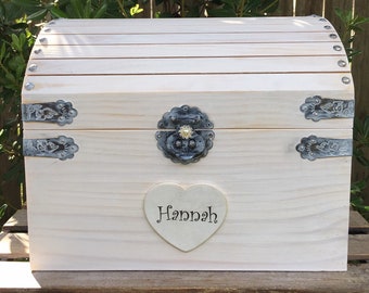 18” Girl's Keepsake Trunk - FREE SHIPPING - Time Capsule - Girls Keepsake Box – Memory Box - Girls Birthday Gift - Girl's Keepsake Chest