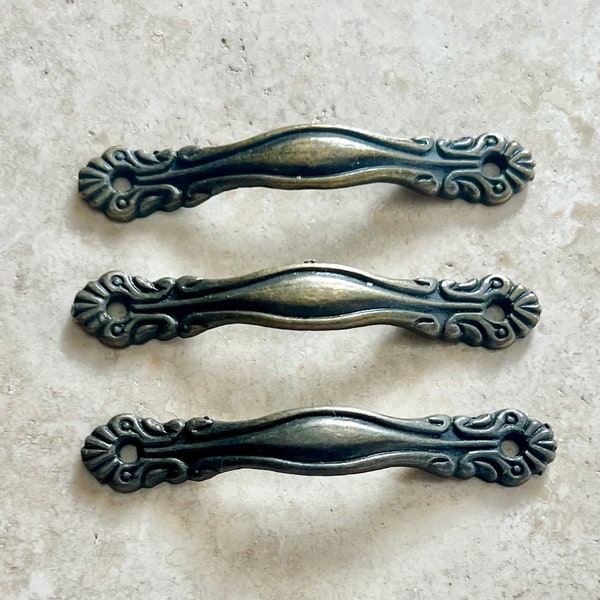 3 Piece Antique Bronze Handle Box Hardware Set - Chest Hardware - Metal Scrapbook Embellishment - Jewelry Box Hardware