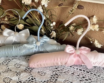 Baby Satin Padded Hangers, Nursery Closet Hanger, Baby Shower Gift, Baptism Hanger, Christening Hanger, Pet