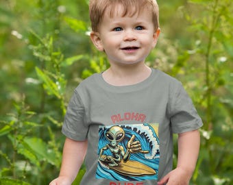 Surfing Alien T-Shirt: Unisex Summer Beachwear Surfing, for Men Women Guys Cool Surfer Tee Surfboard Graphic Vintage Surfing