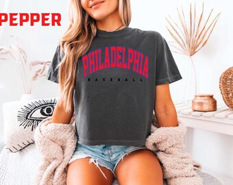 Vintage Philadelphia baseball cropped Tshirt Philadelphia baseball T-shirt retro Philly Tee baseball Gift Comfort Color Crop Top