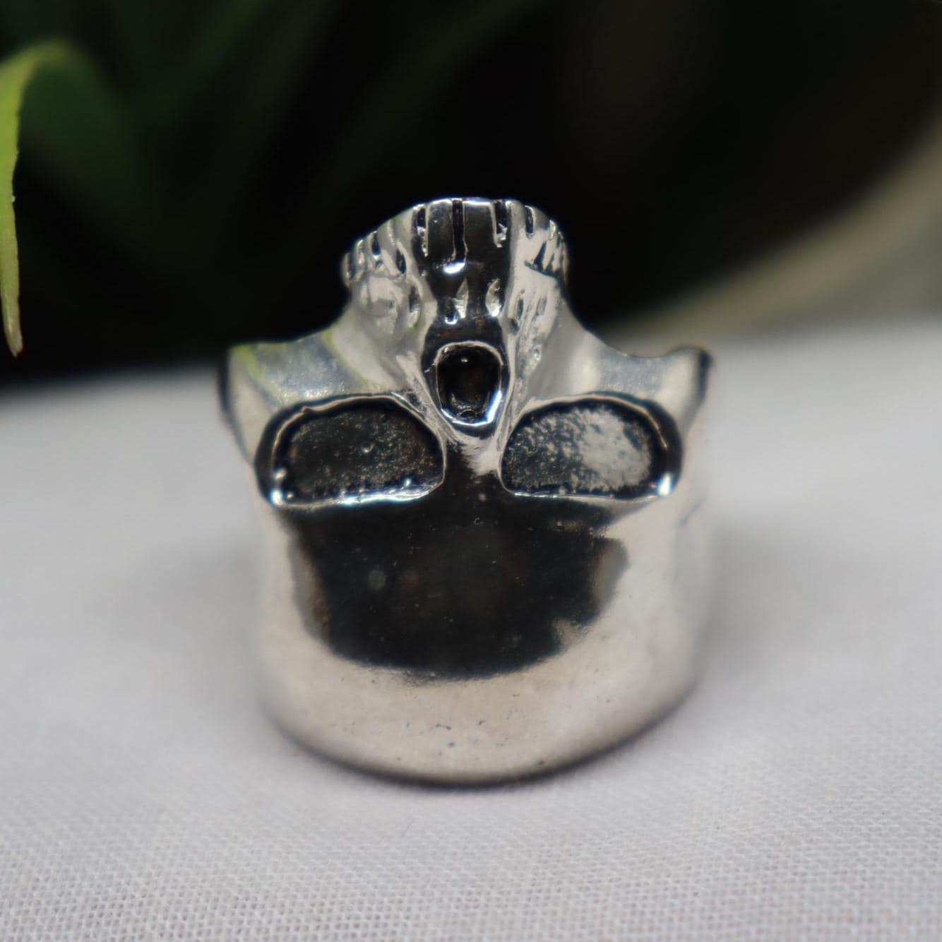 キース・リチャーズ スカルリング 925シルバーメッキ スケルトンヘッド