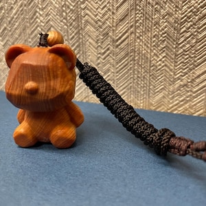 Hand-Carved Boxwood Bear Pendant | 柏