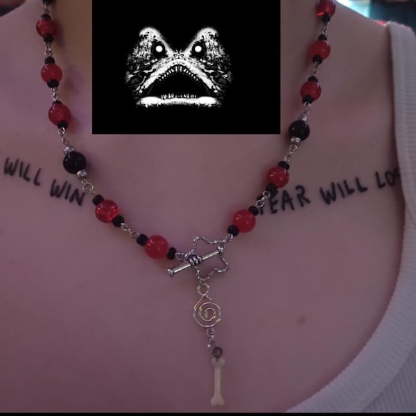 Collares inspirados en Iron Lung