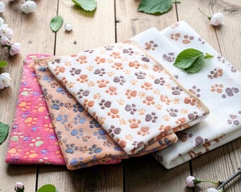 Soft Fleece Pet Blanket for Kittens & Puppies – Paw Print, Multiple Sizes
