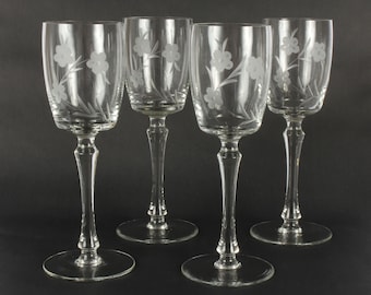 Vintage Glassware, Cristal Glassware, Etched Crystal, Vintage Wine Glasses, Vintage, Glassware, Barware, Home Decor, Wine Glassware,Set of 4