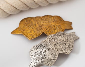 Vintage-Inspired Heart Brooch Pins In Gold or Silver Finishes