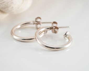 Vintage Medium Sized Sterling Silver Hoop Earrings