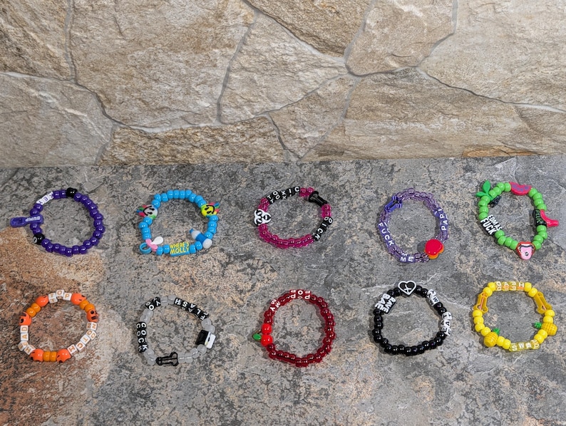 Filthy Kandi Bracelets: Raver Rebel Statement Jewelry (10-Pack Random Words/Phrases ) 画像 8
