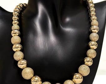 Chunky Vintage Gold Tone Graduated Bead Necklace | Alternating Matte & Shiny Texture | 1970s Disco Statement Choker | Hollywood Glam Costume