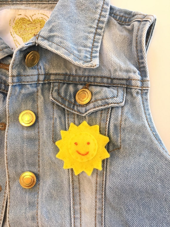 Punky Brewster Sun Brooch Pin Badge Yellow Sunny Sunshine Etsy