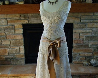 Original Handmade Vintage Laces Fantasy antique Wedding gown