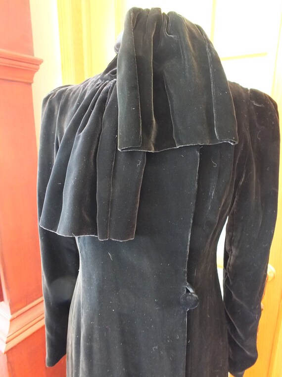 Black silk velvet 1940s coat wrap vintage velvet w