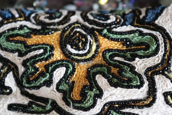 Antique 1920s crewel embroidered vintage  clutch … - image 1