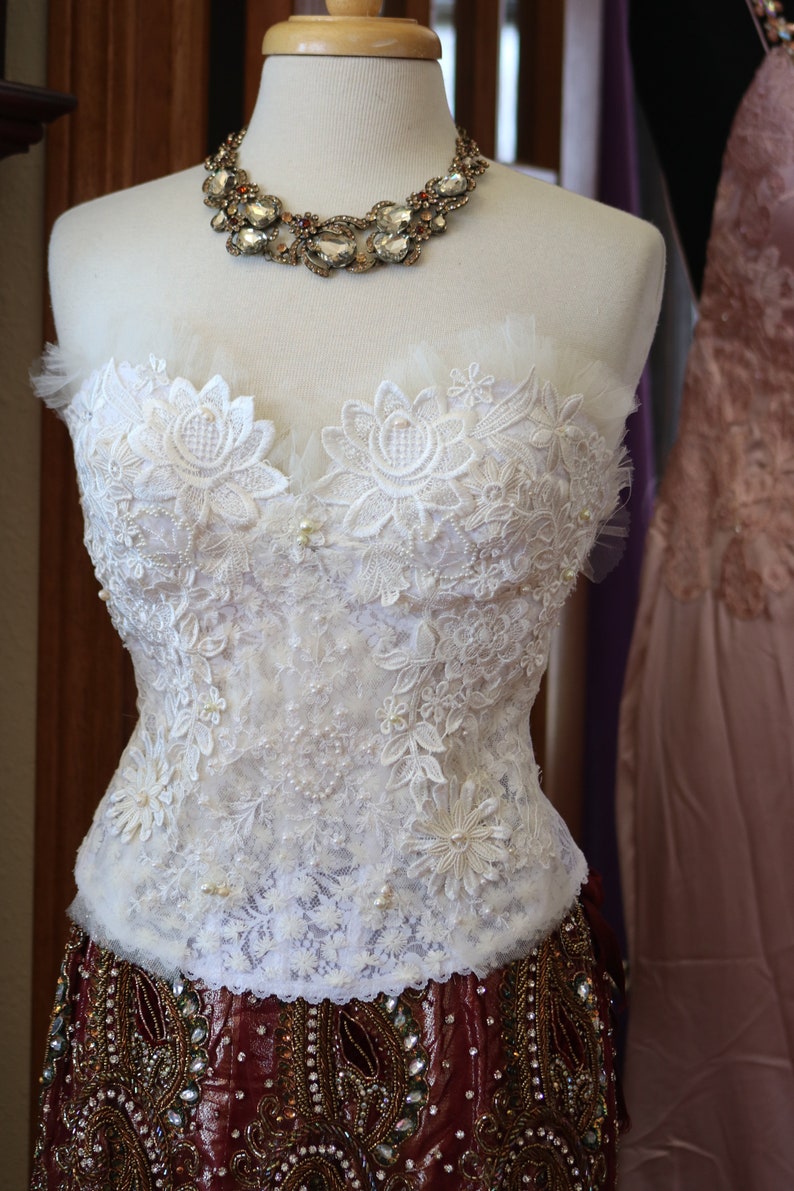 LINDA / Bridal Bustier with V Neckline main image 0