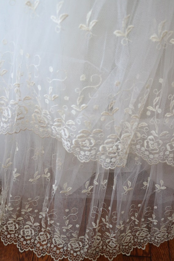 Vintage Antique 1950s embroidered lace tulle wedd… - image 10