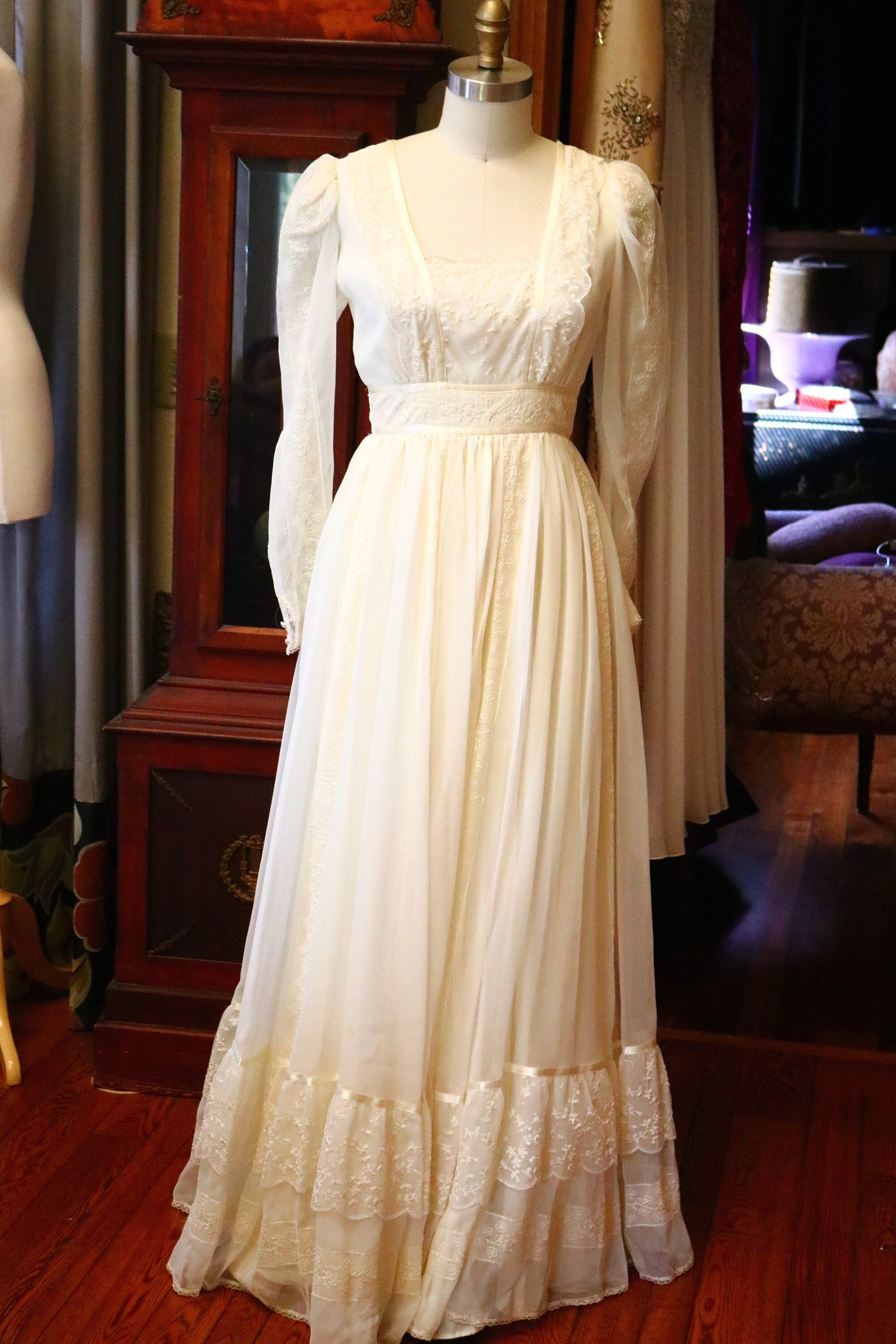 Vintage 1970s Gunne Sax Jessica MC Clintock Sytle Wedding Dress Lace Up Bridal Gown Hippie Chic