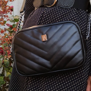 Classic Style Genuine Leather Crossbody Bag, Quilted Elegant Medium Size Bag, Minimalist Unique Shoulder Bag, Handmade Greek Product
