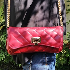 Umhängetasche aus echtem Leder im klassischen Stil, gesteppte elegante Handtasche, minimalistische ikonische Abendtasche, Wandelbare Tasche, ewiger Modestil