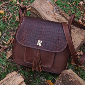 Genuine Calf Leather Crossbody Bag, Brown Minimalist Crossbody Bag, Medium Size Bag, Timeless Style Leather Shoulder Bag, Simple Women Bag