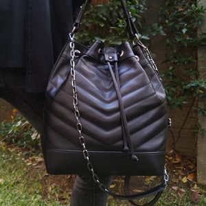 DIAMONDS CONVERTIBLE XL Echtleder Beutel, gesteppte elegante Schultertasche, einzigartige Rucksack, Frauen Crossbody Tasche, zeitlose Modetasche