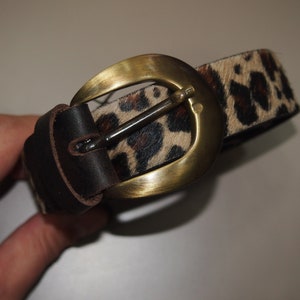 Cintura da donna in pelle con stampa animalier, cintura in vera pelle, cintura in pelle per i fianchi, cintura stile leopardo, cintura in pelle di alta qualità, prodotta in Grecia