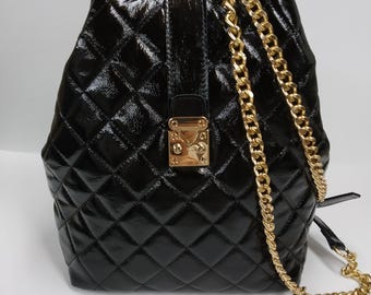 Shiny Diamond Leather Backpack, Quilted Patent Leather Bag  display picture 3