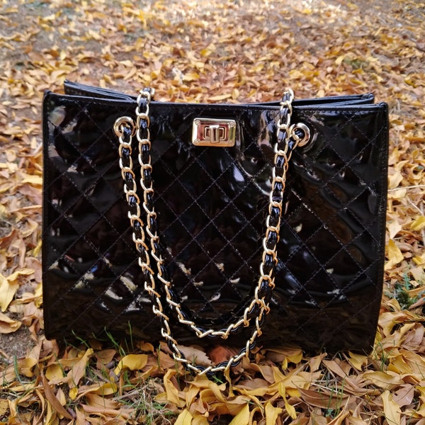 Classic Style Genuine Leather Twist Lock Bag, Quilted Elegant Large Bag, Minimalist Top Handle Bag, Unique Shoulder Bag, Eternal Fashion Bag