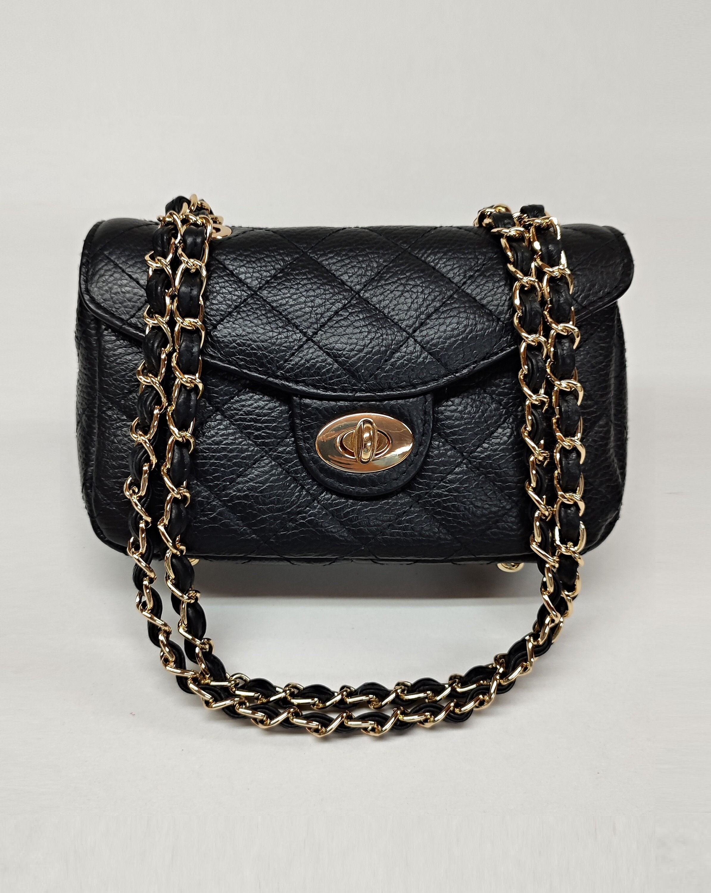 chanel tote bag lambskin