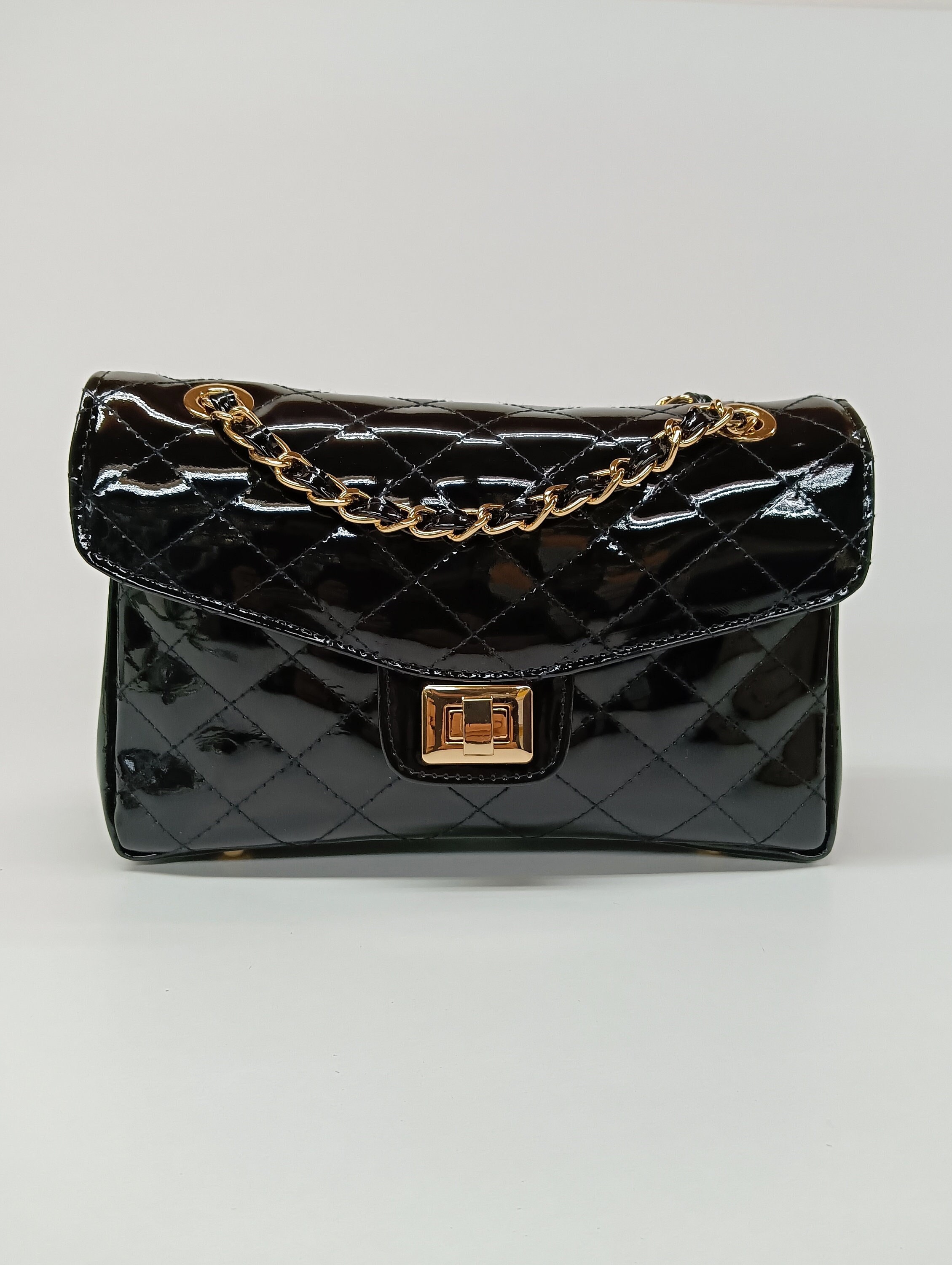 Chanel Black Patent Leather Puzzle 2.55 Reissue Classic 225 Flap Bag Chanel