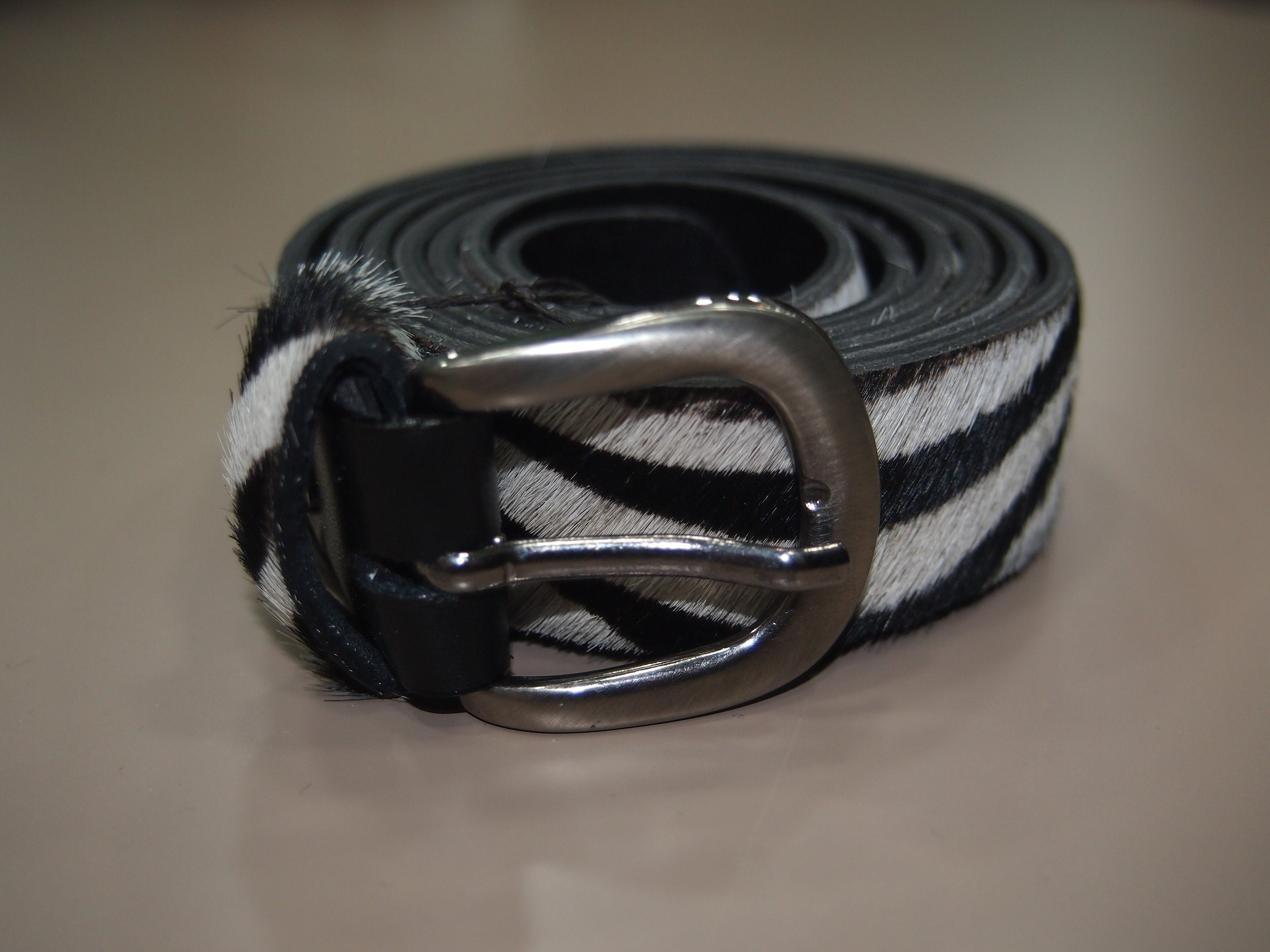 Black and White Leather Women Belt, Zebra Style Belt  display picture 1