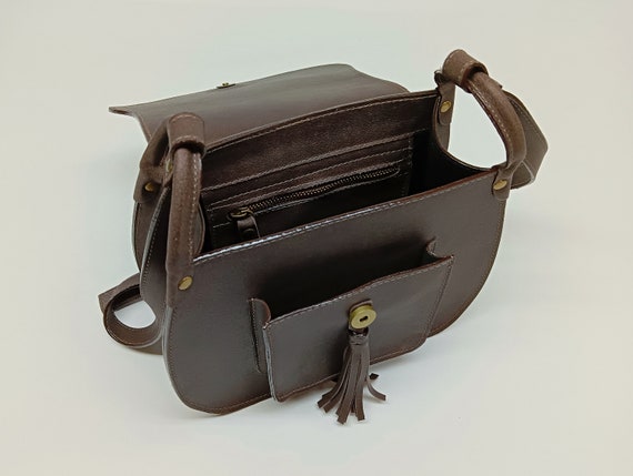 Medium size best sale crossbody bag
