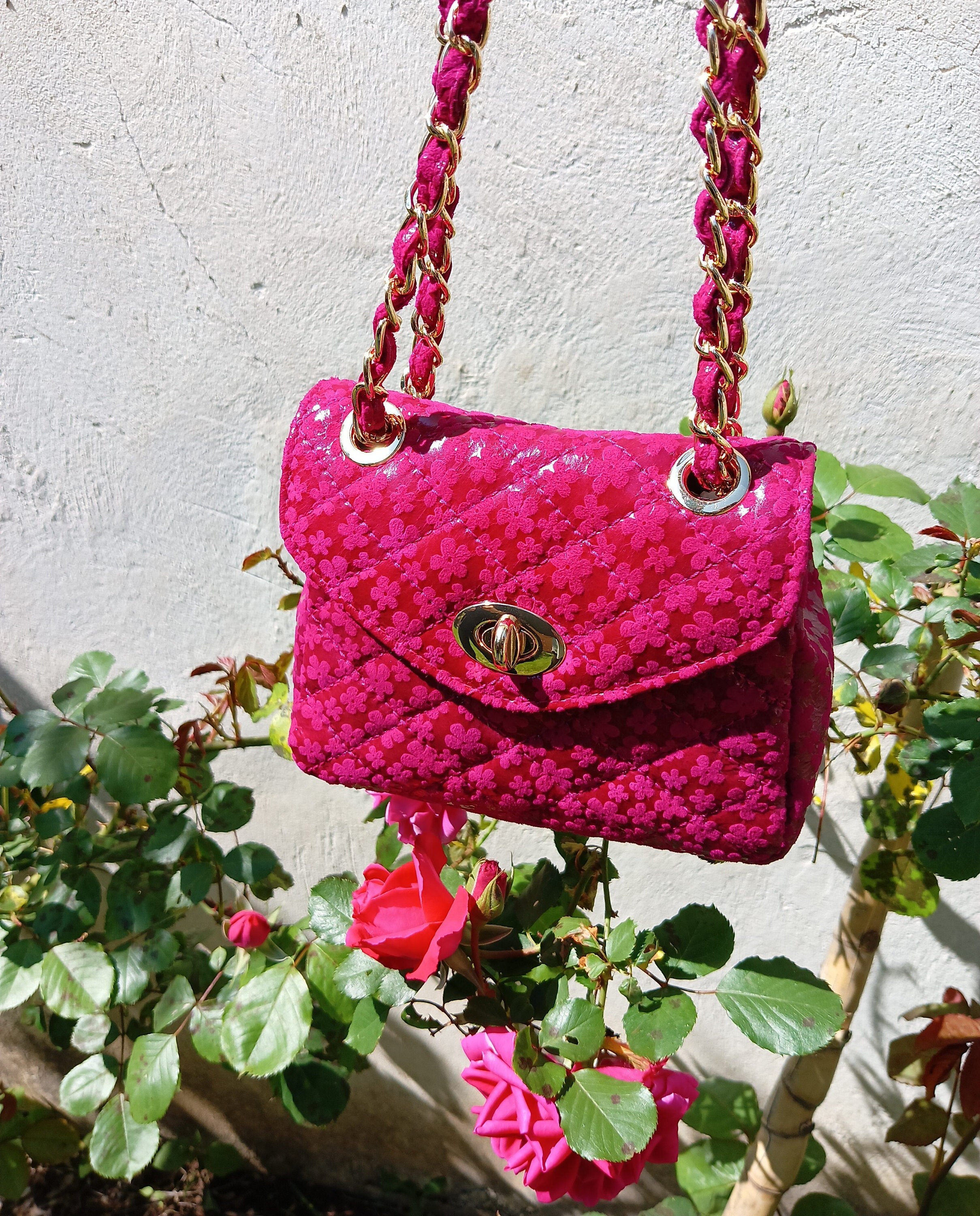 Diamonds & Flowers Genuine Leather Quilted Shoulder Bag -  Finland