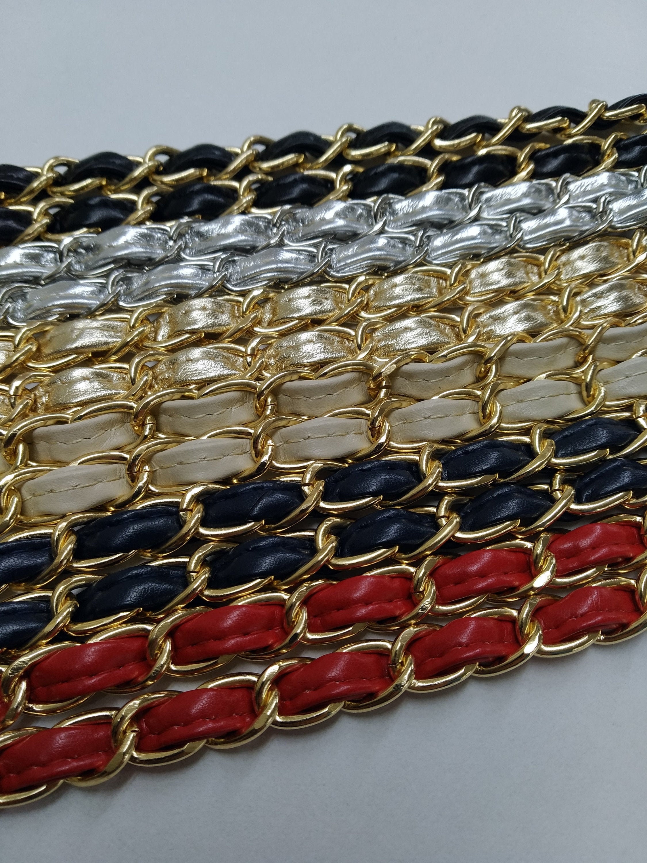 Gold braided chain and faux leather layered chain belt Medallion detail Size‎ XS Layered Chain-Link Belt – New York & Company main image 4