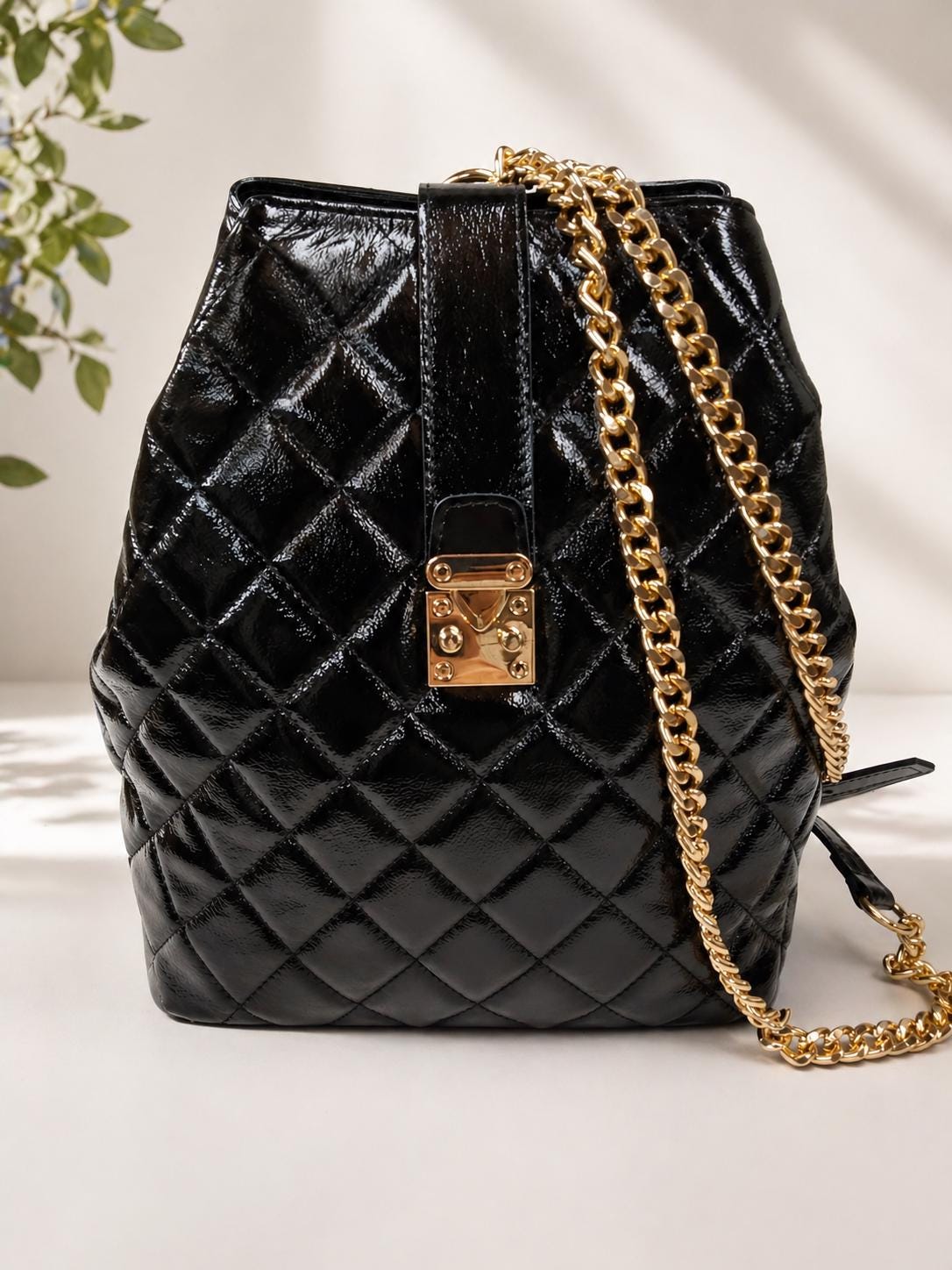 backpacks with the leather diamond Classic School Backpack for Girls Laptop Backpack Cute Bookbag Kawaii College Backpack School for Teens Girls Student (Black) : Electronics The Tory Burch Virginia backpack in black Kira Diamond leather combines elegance with functionality Kira Diamond Mini Backpack -