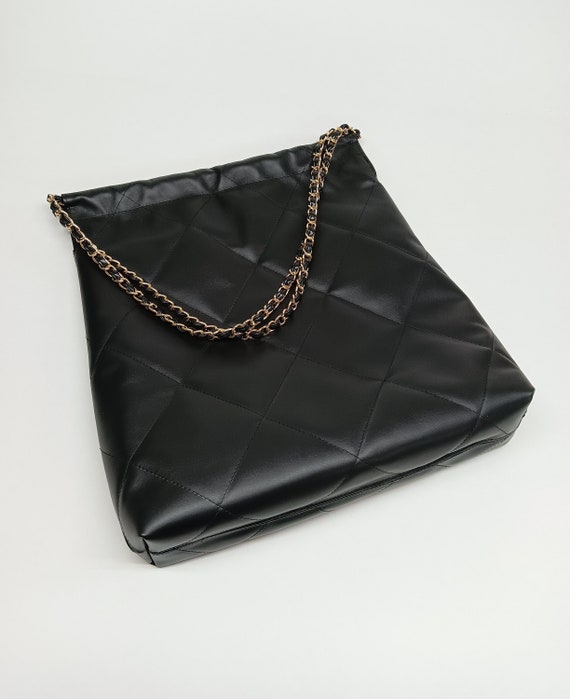 ETERNAL DIAMONDS Quilted Genuine Leather Shoulder Bag 