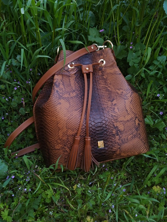 Bucket bag singapore Clearance